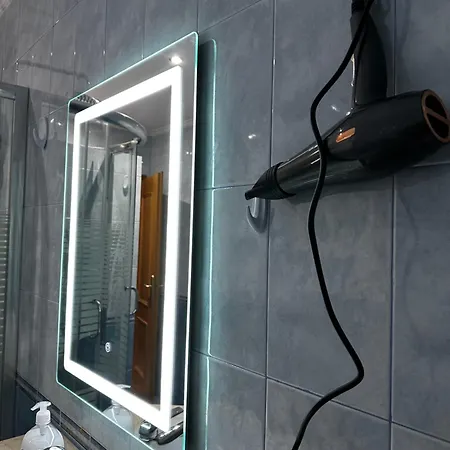 Laresol House Apartment