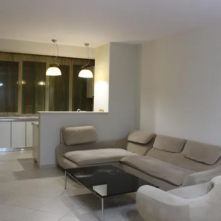 Laresol House *